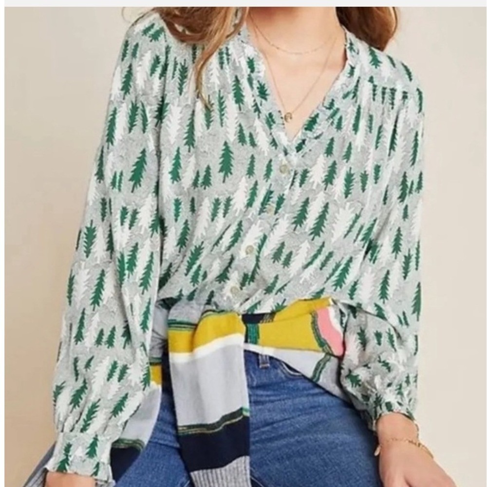 Maeve Anthropologie Womens 8 Blouse Green White Pine Tree Smocked Button Front